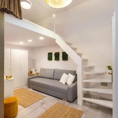 Good Vibes By Stn * Budapest