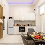 Good Vibes By Stn * Budapest