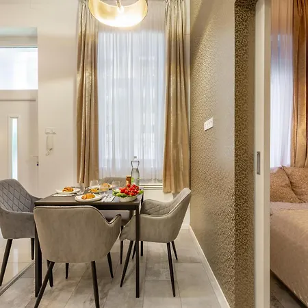 Good Vibes By Stn Apartment